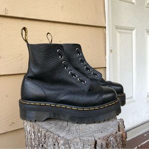 Dr. Martens Sinclair boots